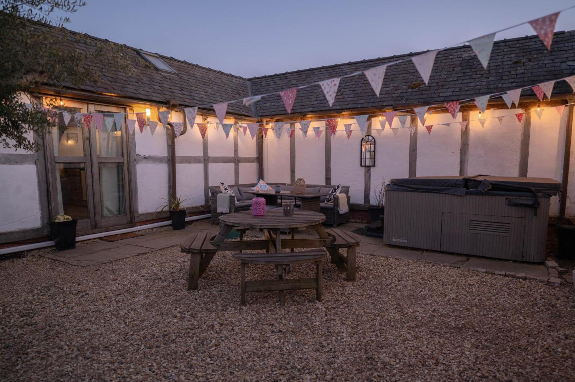 Barnacre Green Cottage - Eco-Friendly Cosy Cottage Moreton  Exterior photo